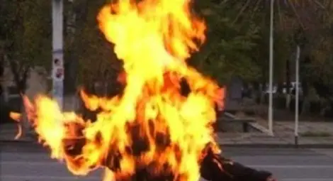 Мъж се самозапали в село Крушаре