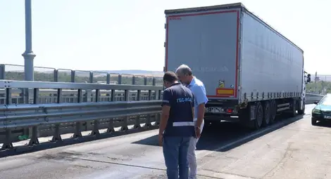 Очаква се интензивен трафик на Дунав мост през следващите дни