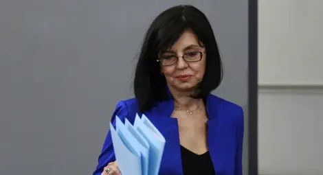 Партията на Кунева остава във властта 