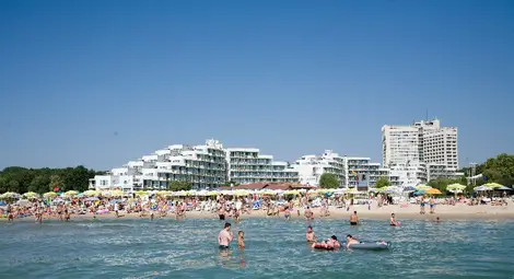 Приказната &bdquo;Албена&ldquo; проправя пътя на ол инклузива в България