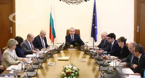 Донев: Партийни лидери искат от нас това, което ни забраняваха, време е за вразумяване