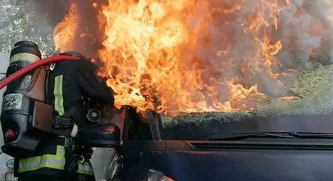 Три автомобила в пламъци за 24 часа Три автомобила в пламъци за 24 часа