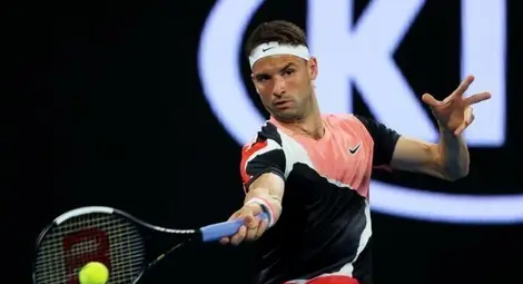 Григор Димитров е на 1/4-финал в Мелбърн след чиста победа над Доминик Тийм