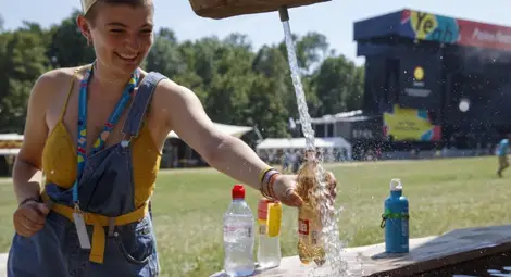 Водата помага да спрем цигарите