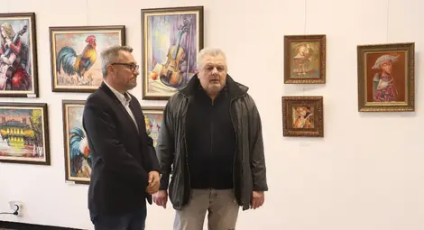 Изложба, посветена на силата на музиката,&nbsp;обедини 90 картини на именити русенски художници