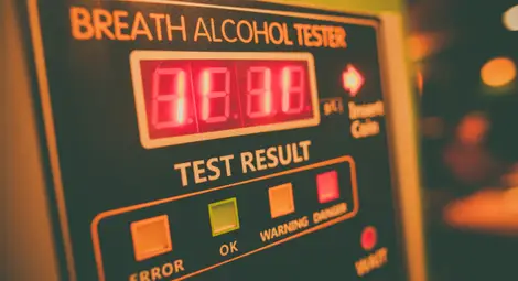 Рекорд: Задържаха 40-годишна жена, шофирала с 3.26 промила алкохол