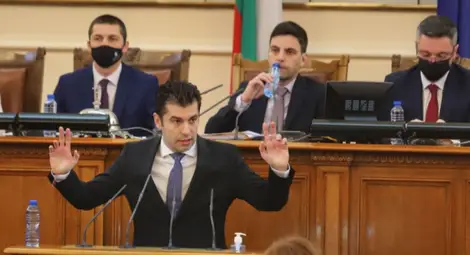 Премиерът: Няма да подкрепим санкции срещу Русия, които не можем да си позволим