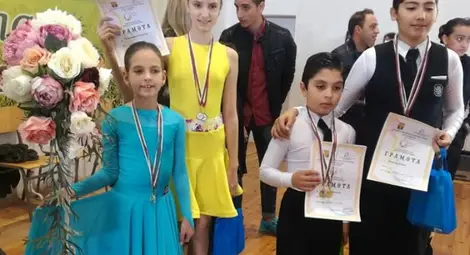 Танцьорите на &bdquo;Фламинго&ldquo; с призови места в Чирпан