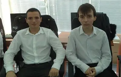 Гений от пловдивско училище разчита езика на глухонемите