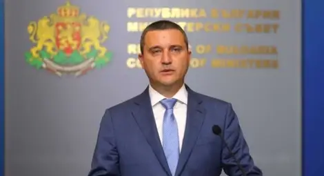 Кабинетът ще изтегли 200 млн. лв. заем за помощ в кризата