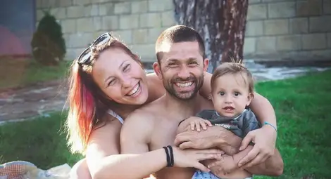 Деница и Мартин - Дяволчето Фют и Ян Бибиян, които се ожениха в театъра. Ама съвсем наистина Деница и Мартин - Дяволчето Фют и Ян Бибиян, които се ожениха в театъра. Ама съвсем наистина