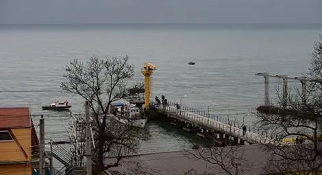 Изпращат водолази в района на падналия самолет