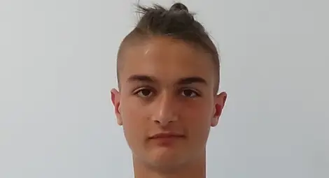 Синът на Ивайло Петков заминава на проби в Англия