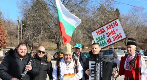 Ветеранът Марин Колев за десети път поведе Дядовден в Черешово