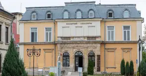 Пиявици, безпаричие - Петър Берон разказва в Екомузея за експедициите си в Хималаите