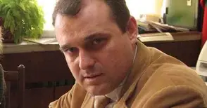 Веселинов пита кмета за войната между тенисклубовете