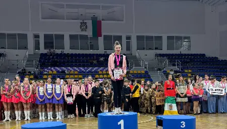 Русенските мажоретки от &bdquo;Екстрийм&ldquo; с блестящо представяне на фестивала &bdquo;Мадарски конник&ldquo; в Шумен