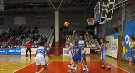 Дунав 8806 съчета официалното си представяне с победа