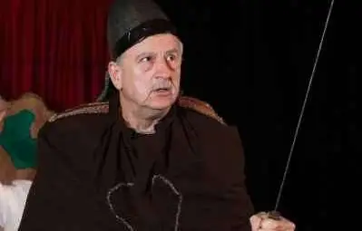 Павел Попандов идва като Марко Тотев,  Искра Радева води съзвездие таланти