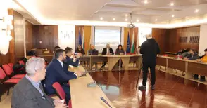 315 ученици в 20 различни специалности в Русенско вече се обучават чрез работа