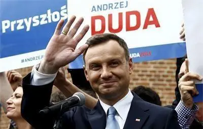 Полският президент призова НАТО да премести свои войски по източния фланг Полският президент призова НАТО да премести свои войски по източния фланг