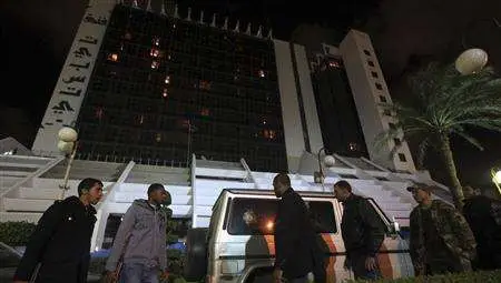 Консулът на Италия оцеля при атентат в Бенгази