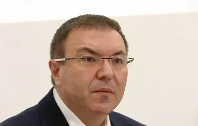 Проф. Костадин Ангелов: Ваксинирани сме под 30%, голяма опасност от много болни