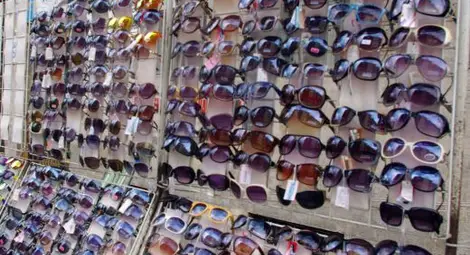 Шокиращо: Една четвърт от слънчевите очила са опасни