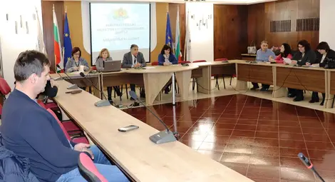 Екипи с педагози са обходили повече от 4000 адреса на непосещаващи училище деца