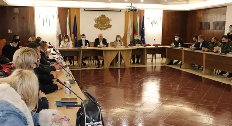 Влизащи в Русе бежанци от Украйна подават молби за закрила и продължават напред