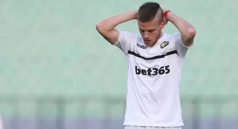 Братя Васеви се събраха в &bdquo;Дунав&ldquo;, бразилецът ще тренира поне до сряда