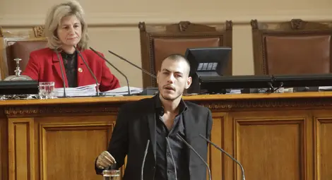 И параолимпиецът Михаил Христов напуска парламентарната група на БСП