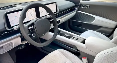 Атлетичен, елегантен, умен, икономичен и престижен - новият Ioniq 6 вече е в Русе