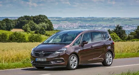Opel Zafira - бестселър от изчезващ вид
