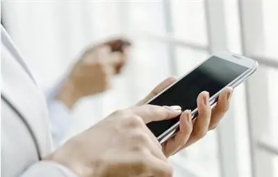 Разработиха мобилно приложение за оценяване на хора Разработиха мобилно приложение за оценяване на хора