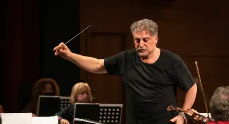 Световноизвестният Хосе Кура ще дирижира операта "Ернани".