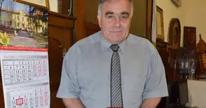 Мебели и резбовано слънце донесоха  призове на гимназията по дървообработване