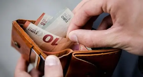 ЕК с директива "Вдигайте заплатите" към държавите в съюза