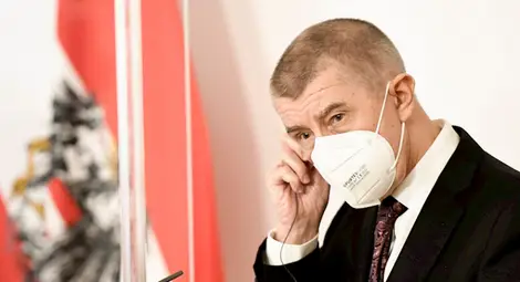 Премиерът на Чехия: ЕС ни принуждава да купим руската ваксина