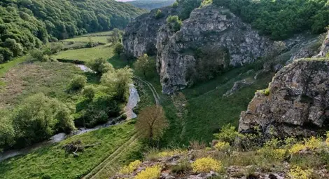 Непознатата хубост на половин час път от Русе
