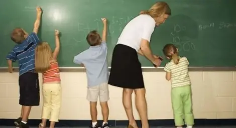 МОН публикува новите учебни програми за 1-ви и 5-и клас