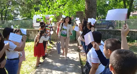 Училището в село Обретеник посрещна гости от Европа /галерия/