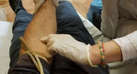 Скандал в русенска болница! Преляха заразена кръв от чужденец на пенсионер, пациентът почина