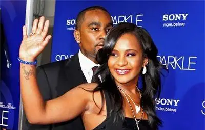 Дъщерята на Уитни Хюстън е в мозъчна смърт