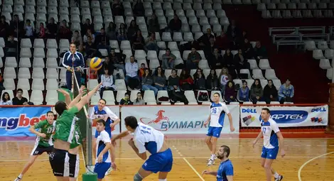 Волейболистите без двама титуляри срещу &bdquo;Раковски&ldquo;