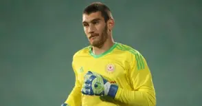 Набелязани за дубльори на Китанов вратари се боят от сянката му