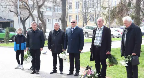 С възпоменателна церемония днес в Русе беше отбелязана 81-ата годишнина от спасяването на българските евреи