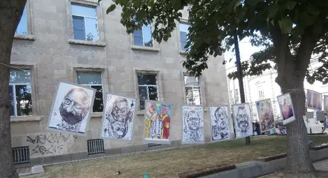 С портрети на предизвикалите протеста започна шествието на недоволството в Русе