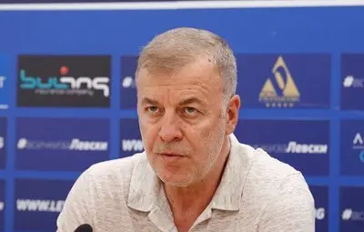 Сираков: Имахме среща с фенове, мина без напрежение