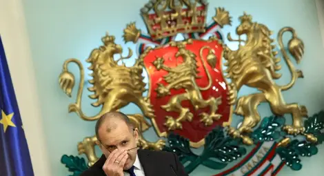 Радев: Най-надеждни са директните доставки на руски газ за България